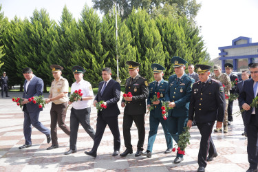 Prokurorluq işçilərinin peşə bayramı qeyd edilib.