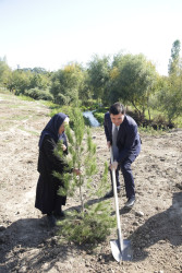 Qaraqurdlu kəndində sakinlərin müraciət və təklifləri dinlənilib.