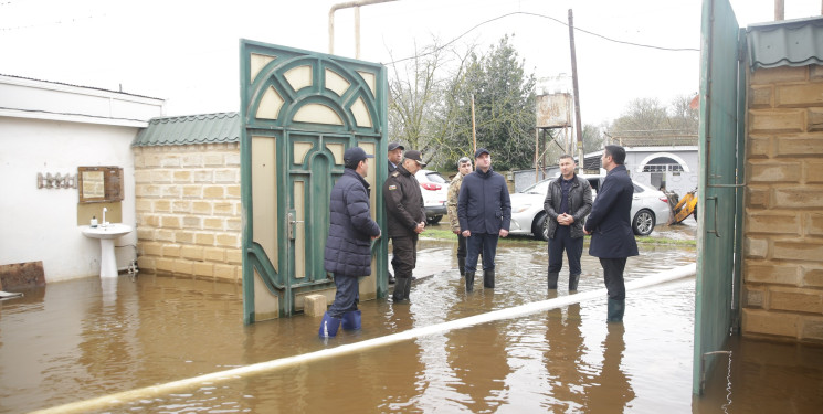 Sel suları Nabranda fəsadlar yaradıb